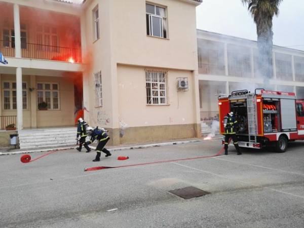 Άσκηση ετοιμότητας της Πυροσβεστικής στους Γαργαλιάνους