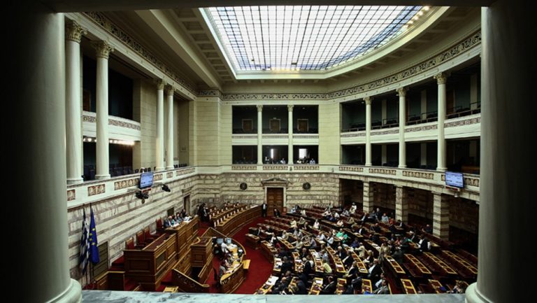Ψηφίστηκαν τα άρθρα και οι τροπολογίες του πολυνομοσχεδίου