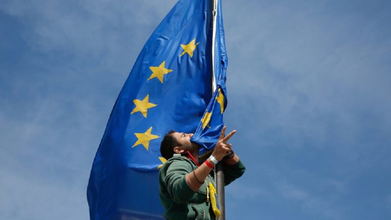 Δ.Αμνηστία: Υποκριτική η πίεση της ΕΕ προς Ελλάδα για το προσφυγικό