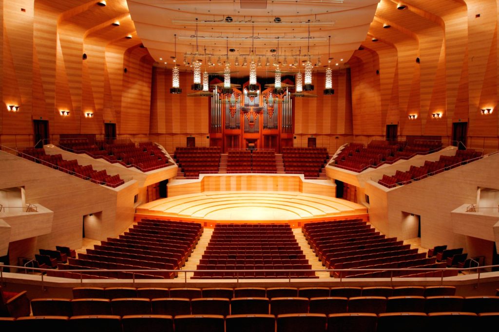ΕΡΤ1 – Η Φιλαρμονική Ορχήστρα της Βιέννης στο Suntory Hall στο Τόκιο