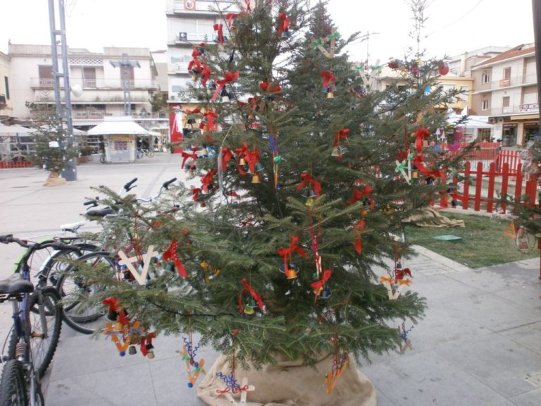 Η Χριστουγεννιάτικη Τρίπολη είναι όμορφη