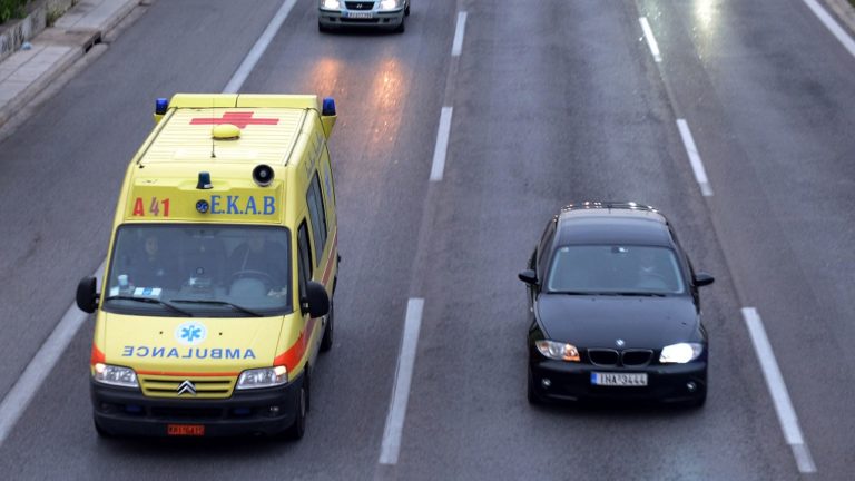 Εκδόθηκε η προκήρυξη του ΑΣΕΠ για 93 προσλήψεις στο ΕΚΑΒ
