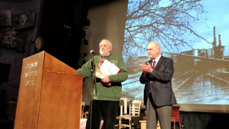 Ηράκλειο: Ο δήμος της πόλης τίμησε τον διακεκριμένο σκηνοθέτη Παντελή Βούλγαρη