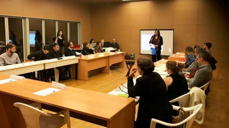 Διάλογος για το Δημοσκόπιο