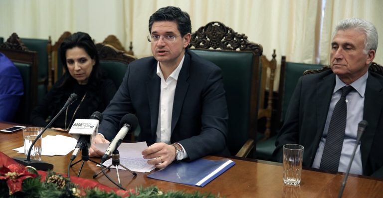 Ολοκληρώνεται η έκδοση συνταξιοδοτικών αποφάσεων σε αιτήσεις του 2015