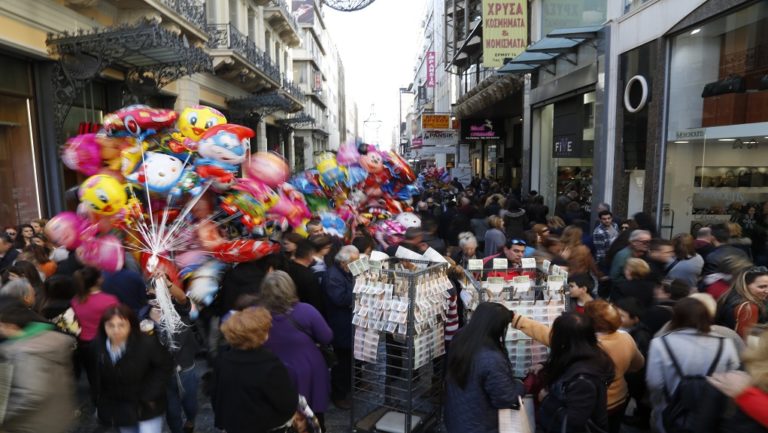 Υποχρεωτική αργία η 26η Δεκεμβρίου