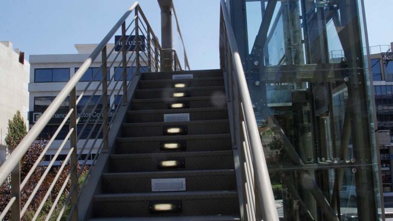 Έξι πεζογέφυρες σε βασικούς άξονες του λεκανοπεδίου