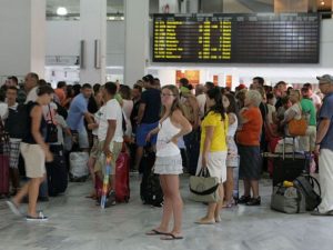 touristes_aerodromio14