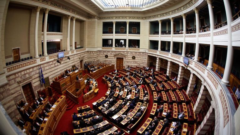 Πολιτική κόντρα για επιστολή Τσακαλώτου και β’ αξιολόγηση (video)
