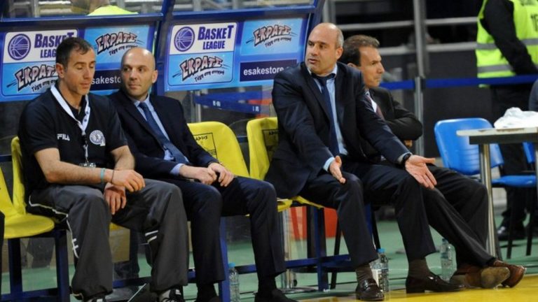 Εκνευρισμένος ο προπονητής του Κολοσσού
