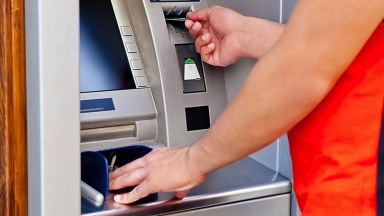 Στο αρχείο η δικογραφία για τυχόν ποινικές ευθύνες από τα capital controls