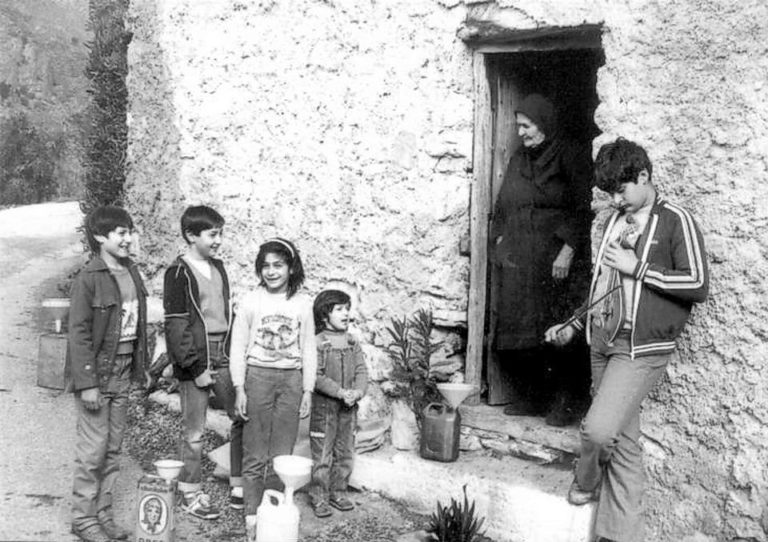 Δ. Κρήτη: Η πέτρα, το σπάσιμο του ροδιού και η ασκελετούρα
