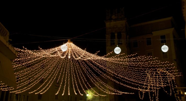 Θάσος: Κεντρική Χριστουγεννιάτικη Εκδήλωση του Δήμου