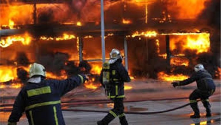 Σέρρες: Μεγάλη πυρκαγιά σε σούπερ μάρκετ στο Σκούταρι