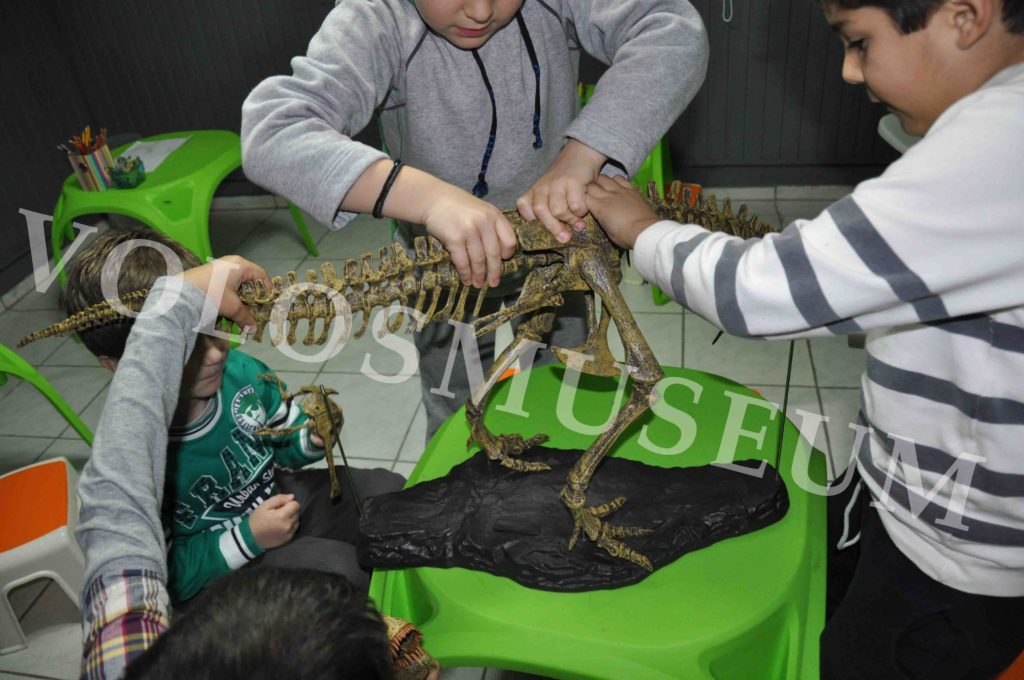 2013-dinosaurs-2