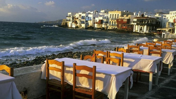 TUI: Κατακόρυφη αύξηση της ζήτησης των Γερμανών για πακέτα διακοπών στην Ελλάδα: Κατά 41% έχουν ήδη αυξηθεί οι κρατήσεις