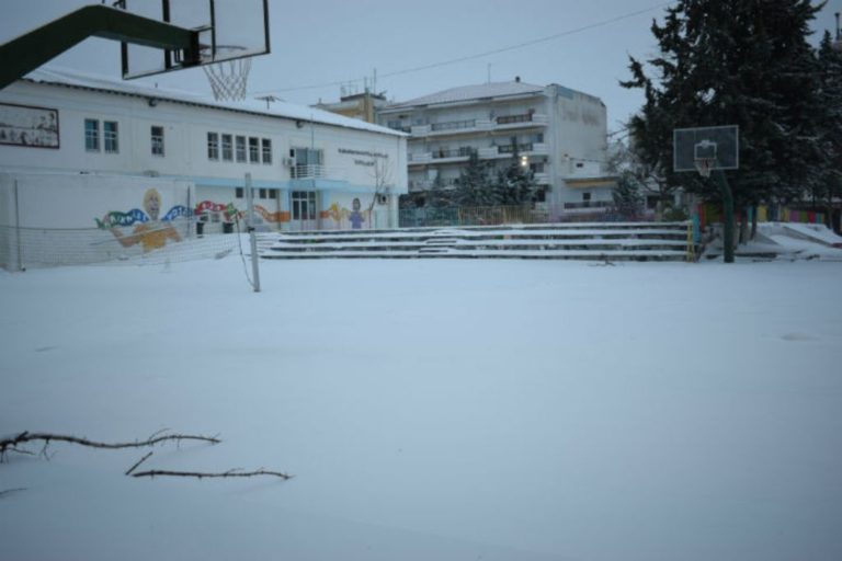 Έβρος: Κλειστά τα σχολεία και την Τετάρτη, ανοιχτά μόνο σε Αλεξανδρούπολη και Τραϊανούπολη