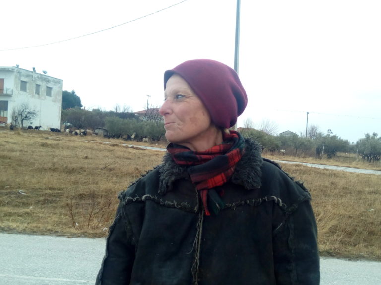 Γυναίκα κτηνοτρόφος στο Γλυκονέρι της Ροδόπης