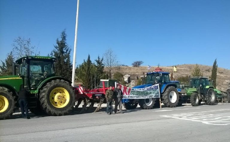 Αμύνταιο: Τέταρτη μέρα στους δρόμου οι αγρότες