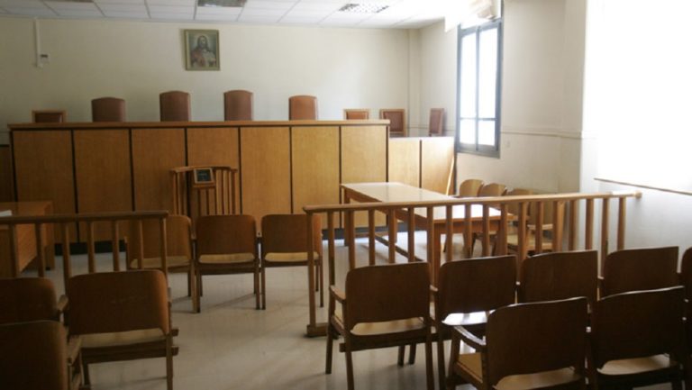 Αναπροσαρμογή στα τέλη των δικαστηρίων-Αναστολή της εφαρμογής ζητούν οι δικηγόροι