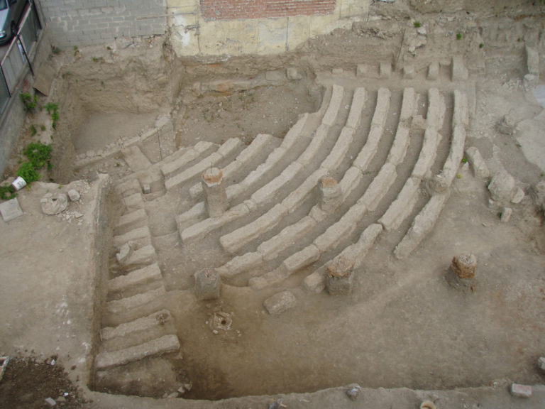 «Αρχαίο θέατρο Αχαρνών: 10 χρόνια από την αποκάλυψη ενός σπουδαίου μνημείου»