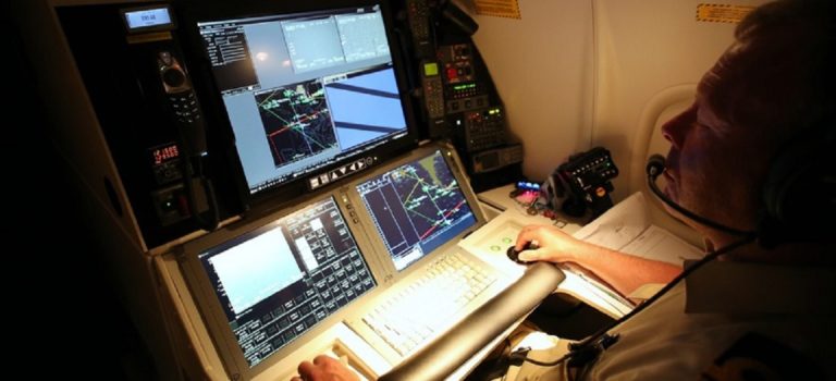 Frontex: 690 εμπειρογνώμονες για την επιστροφή μεταναστών