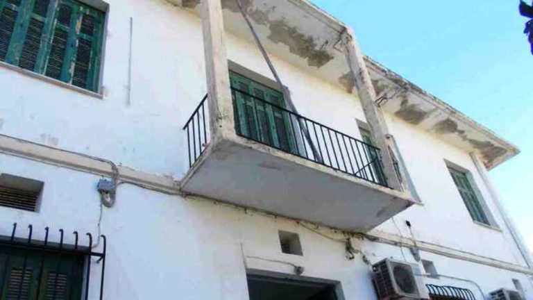 Χωρίς στέγη το Ειρηνοδικείο