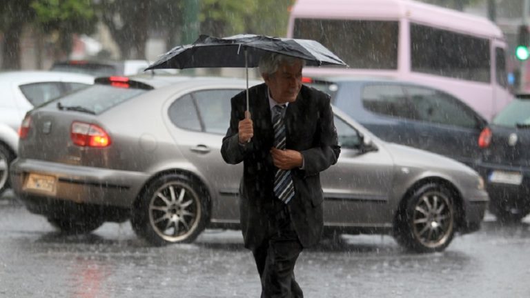 Καταιγίδες, χαλάζι και ισχυροί άνεμοι από αύριο στη βόρεια Ελλάδα