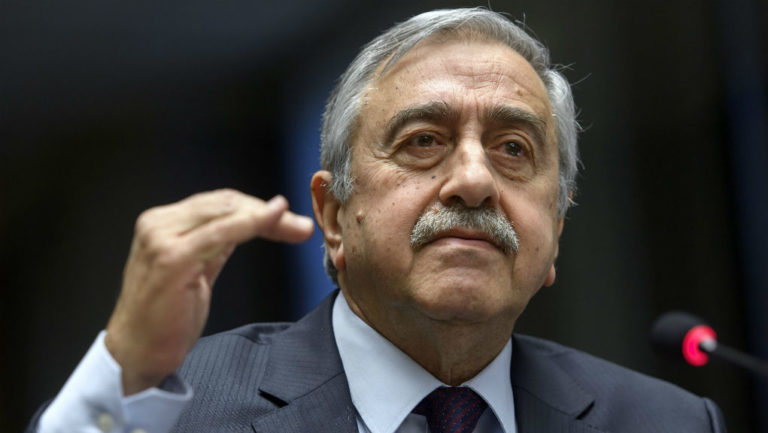 Ακιντζί: «Δεν μπορεί να υπάρξει λύση με τις θέσεις της ελληνοκυπριακής πλευράς»