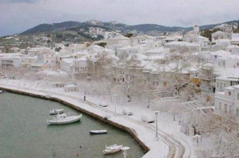 Χιονοστιβάδα τα προβλήματα σε Αλόννησο και Σκόπελο
