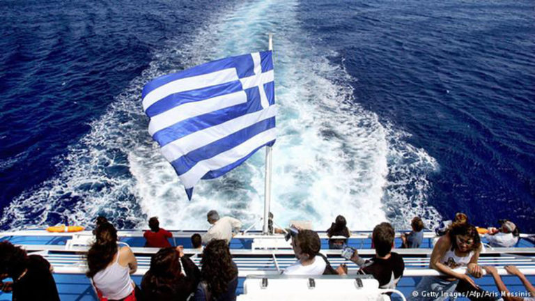 Die Welt: Στους δημοφιλέστερους προορισμούς των Γερμανών η Ελλάδα