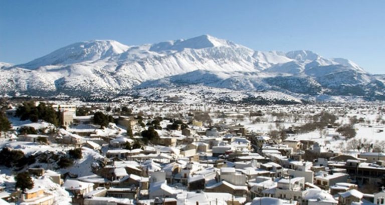 Περιορίζονται τα προβλήματα από το χιονιά