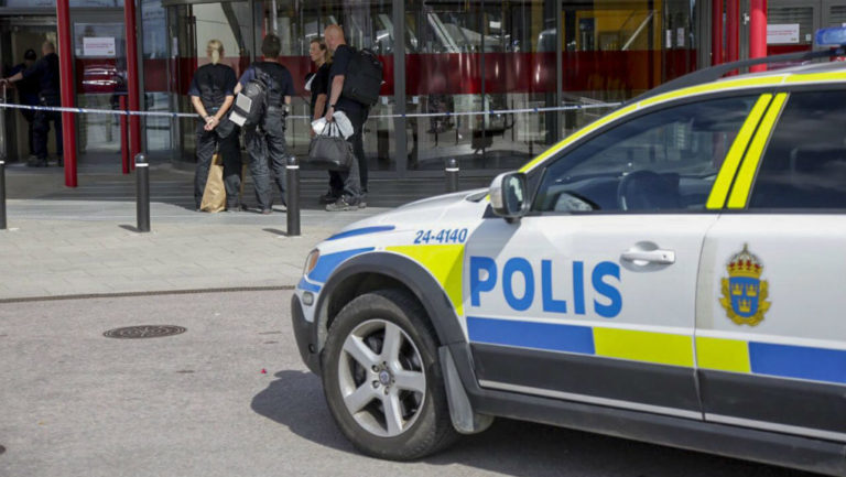 Υπό κράτηση τρεις ύποπτοι στη Σουηδία για βιασμό που μεταδόθηκε ζωντανά στο Facebook
