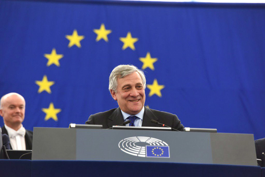 O Ταγιάνι παραμένει πρόεδρος του Ευρωκοινοβουλίου