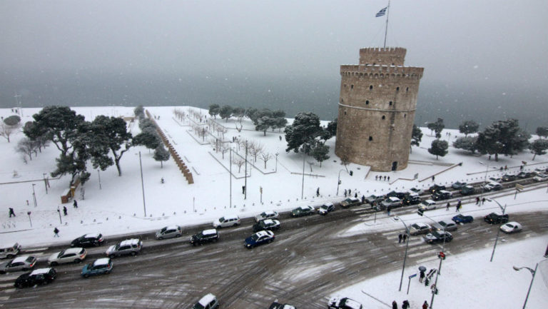Επιμένει ο χιονιάς – Νέο κύμα κακοκαιρίας στη μισή Ελλάδα (video)