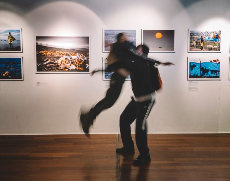 Θεατρικό δρώμενο «Όπου Γης» από το ΚΘΒΕ στο Μουσείο Φωτογραφίας Θεσσαλονίκης