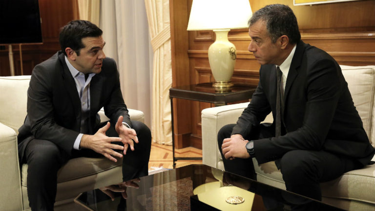 Συγκρότηση Εθνικού Συμβουλίου Ασφαλείας πρότεινε ο Σ. Θεοδωράκης στη συνάντησή του με τον Α. Τσίπρα