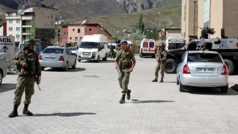 Πέντε Τούρκοι στρατιώτες νεκροί σε βομβιστική επίθεση του ΙΚ