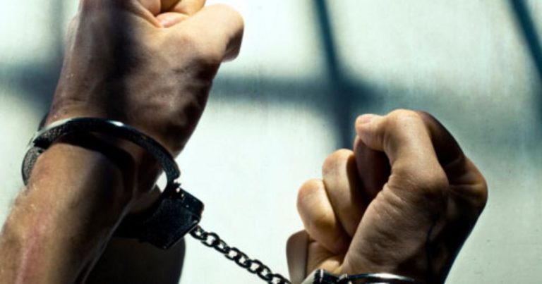 Αλμυρός: Σύλληψη για παράνομη θήρα, απείθεια και απειλή