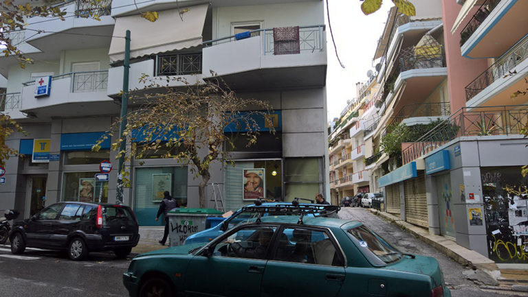 Έκρηξη αυτοσχέδιου μηχανισμού με γκαζάκια έξω από τράπεζα στα Πετράλωνα