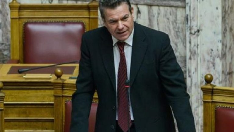 Πετρόπουλος: Ευνοϊκότερος ο νέος τρόπος υπολογισμού των συντάξεων