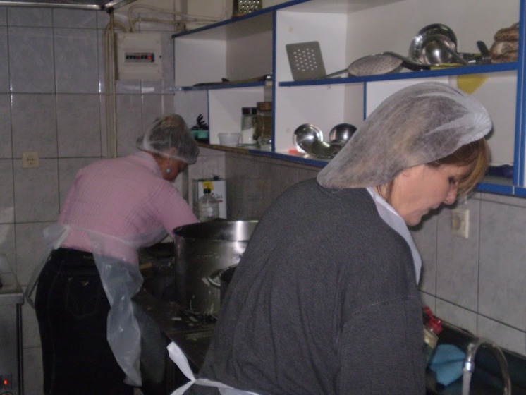 Ορεστιάδα: Επιπλέον μερίδα διανέμεται σήμερα λόγω χιονιά, προληπτικά , σε ωφελούμενους ηλικιωμένους, από το «Σίτιση»