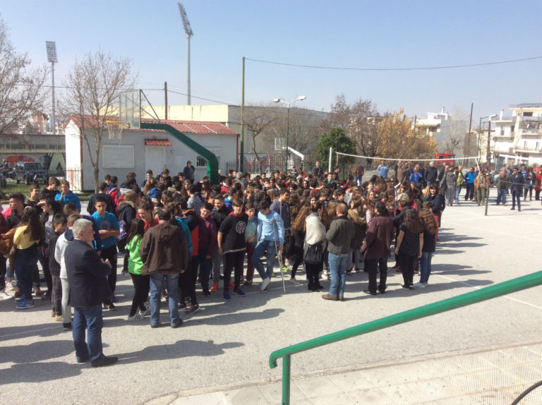 Άσκηση εκκένωσης στο 8ο Γυμνάσιο Βόλου