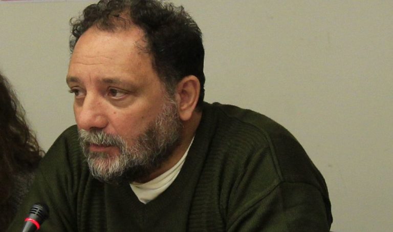 Ο Α. Δραγανίγος παρουσίασε την πολιτική πρόταση της ΑΝΤΑΡΣΥΑ