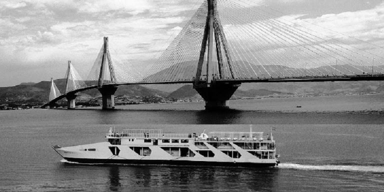 Δυτική Ελλάδα :Δεμένα τα πλοία και κλειστοί δρόμοι στα ορεινά
