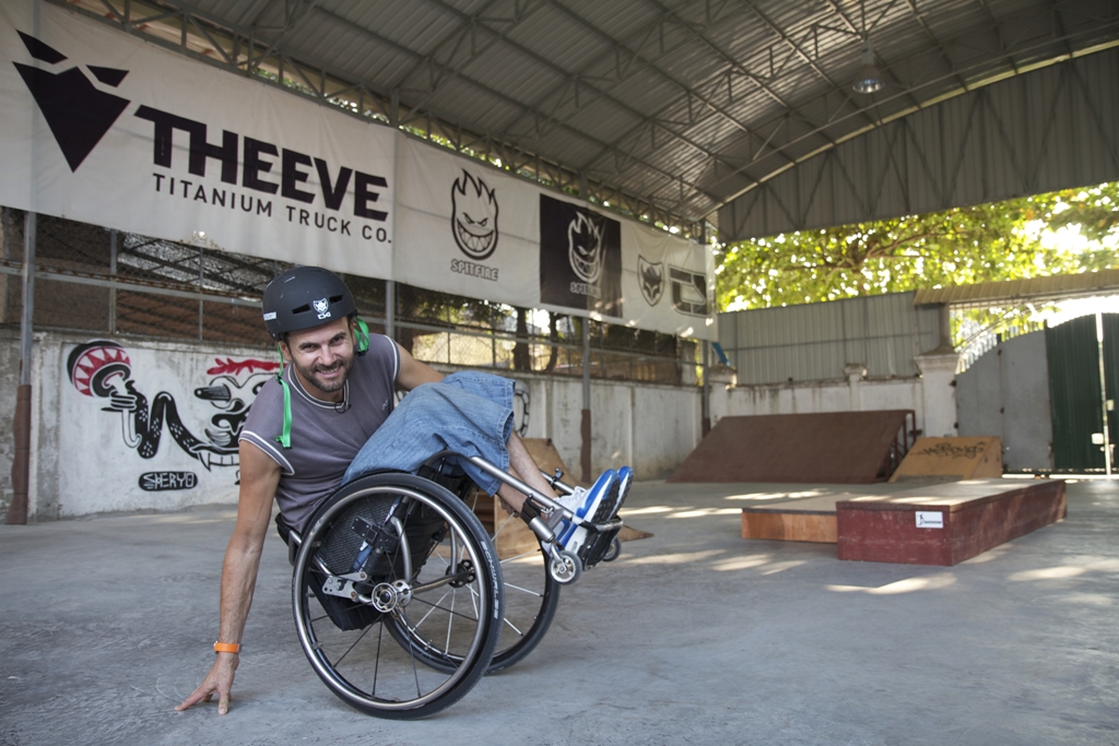 ΕΡΤ1 – «Ελεύθερος στο αναπηρικό μου αμαξίδιο»