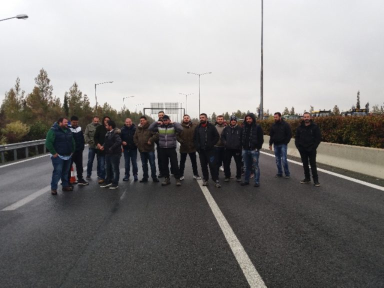 Συμβολικός αποκλεισμός σε Πλατύκαμπο και Ραχούλα