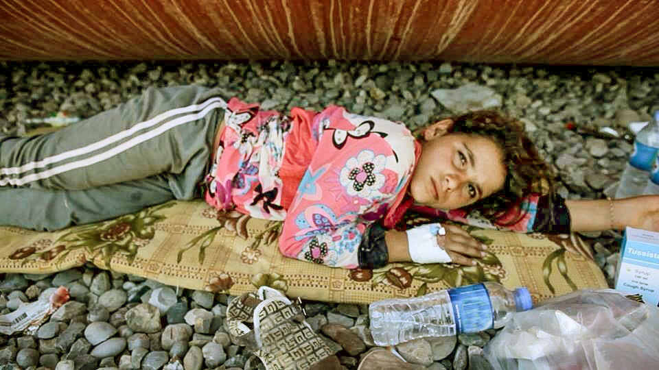The girl who saved my life (2)