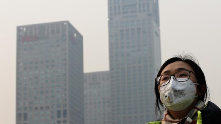 Κίνα: Σε «κίτρινο συναγερμό» για 48 ώρες το Πεκίνο λόγω ατμοσφαιρικής ρύπανσης