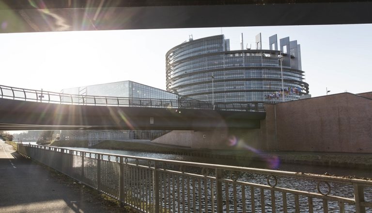 «Πράσινο φως» από Ευρωκοινοβούλιο για εκ βαθέων μεταρρύθμιση της ΕΕ